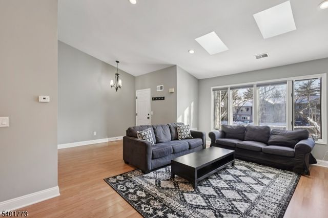 12 Troon Terrace, Clinton Twp., NJ 08801