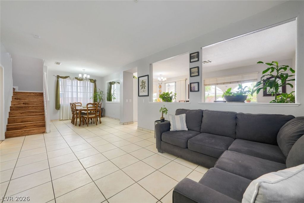 5524 Merriweather Drive, Las Vegas, NV 89113 — photo 2