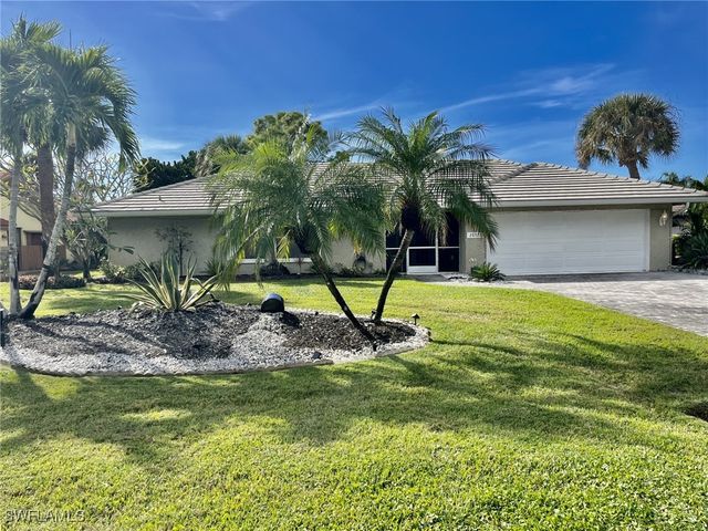 28372 Verde LN, Bonita Springs, FL 34135