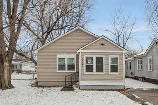 23826 Columbus Avenue, Warren, MI 48089