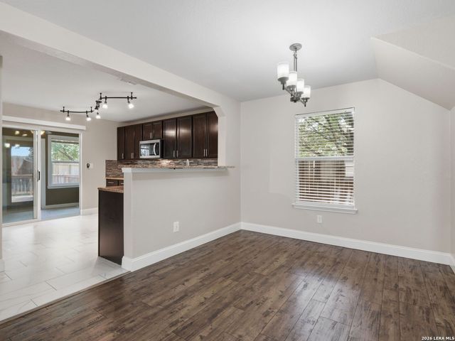 414 WALNUT CRST, Schertz, TX 78154