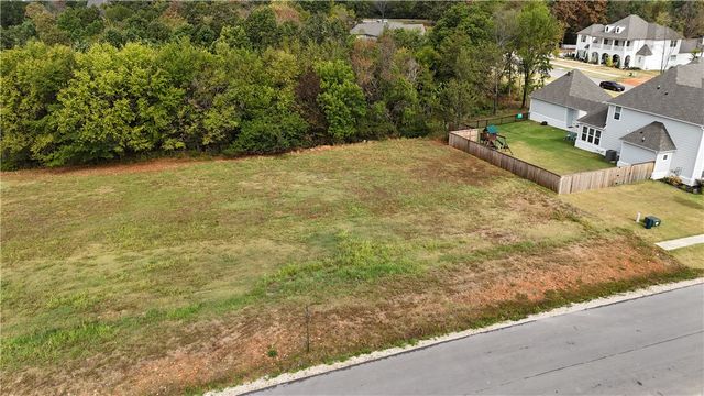 3445 N Sweet Caddo Hill, Fayetteville, AR 72704