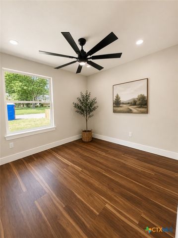 407 E Lamar Avenue, Temple, TX 76501