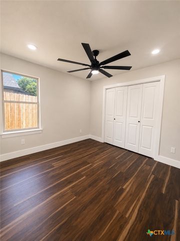 407 E Lamar Avenue, Temple, TX 76501