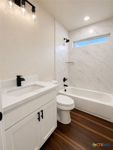 407 E Lamar Avenue, Temple, TX 76501