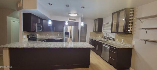 6834 S 40TH Lane, Phoenix, AZ 85041