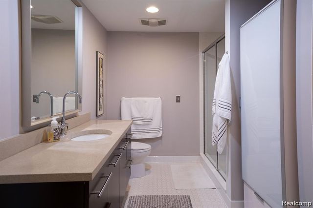 111 N Main Street 303, Royal Oak, MI 48067