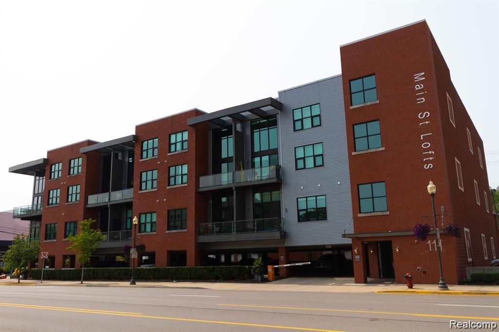 111 N Main Street 303, Royal Oak, MI 48067