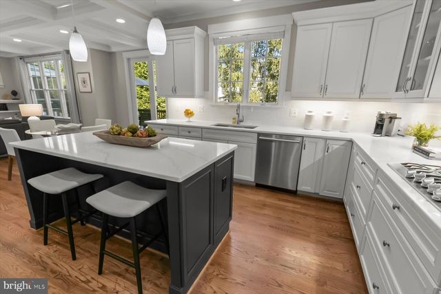 4527 MAPLE AVE, Bethesda, MD 20814