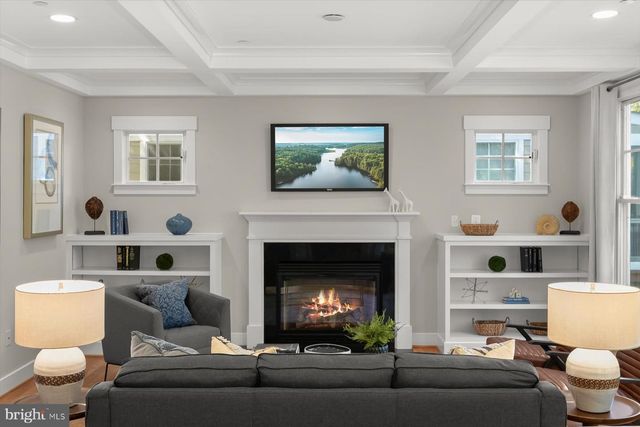 4527 MAPLE AVE, Bethesda, MD 20814