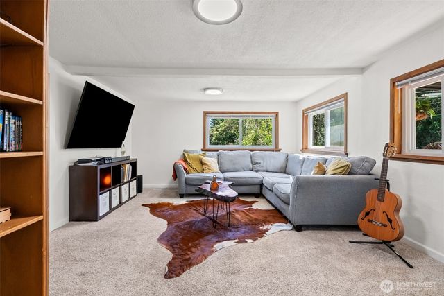 1159 Hazel Avenue NW, Bremerton, WA 98312