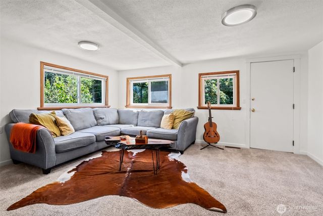 1159 Hazel Avenue NW, Bremerton, WA 98312