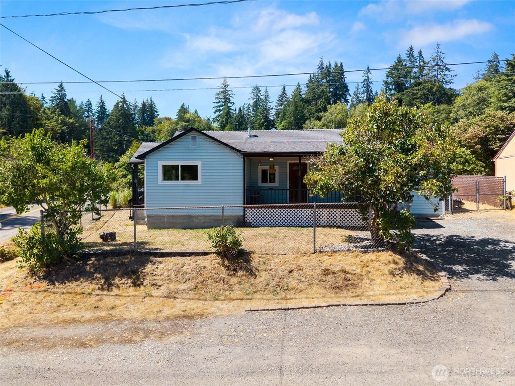 1159 Hazel Avenue NW, Bremerton, WA 98312