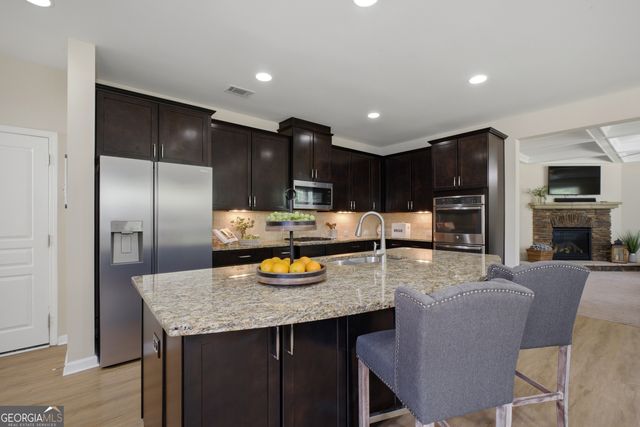 251 Parc Drive, Canton, GA 30114