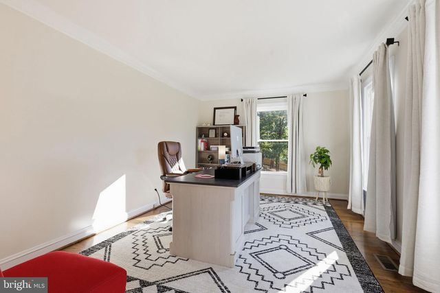 7421 SHREVE RD, Falls Church, VA 22043
