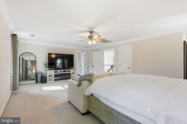 7421 SHREVE RD, Falls Church, VA 22043
