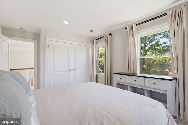 7421 SHREVE RD, Falls Church, VA 22043
