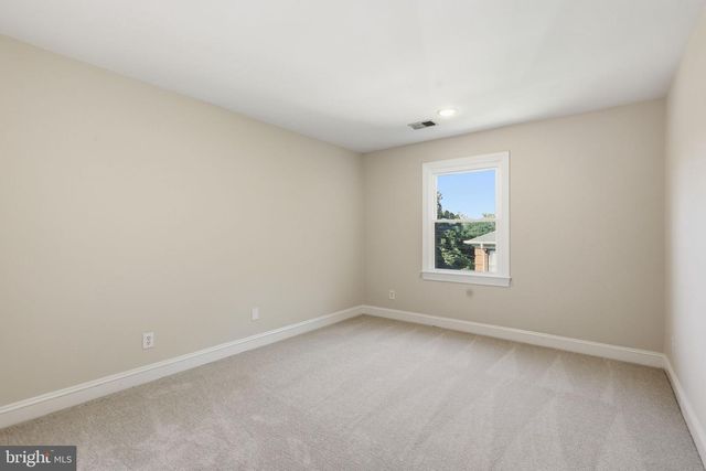 7421 SHREVE RD, Falls Church, VA 22043