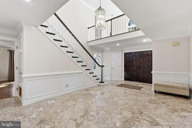 7421 SHREVE RD, Falls Church, VA 22043