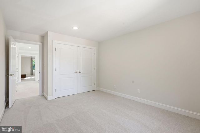 7421 SHREVE RD, Falls Church, VA 22043