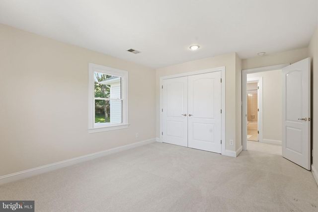 7421 SHREVE RD, Falls Church, VA 22043