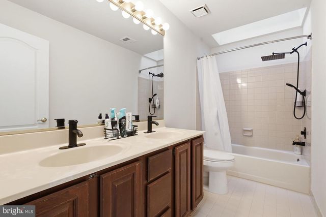7421 SHREVE RD, Falls Church, VA 22043