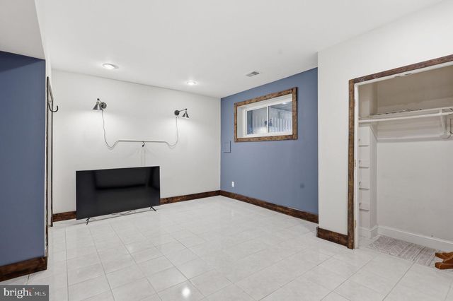 7421 SHREVE RD, Falls Church, VA 22043