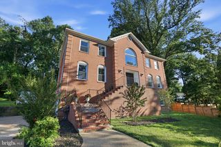 7421 SHREVE RD, Falls Church, VA 22043
