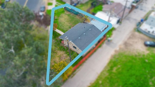 411 Sierra Dr, Modesto, CA 95351