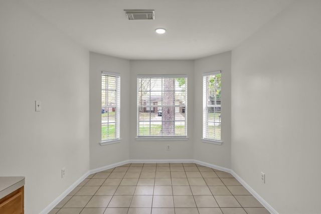 28715 Fox Lynn Drive, Spring, TX 77386