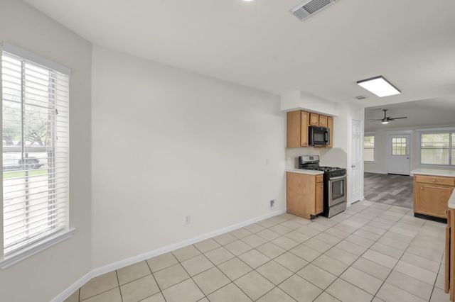 28715 Fox Lynn Drive, Spring, TX 77386