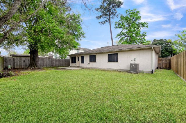 28715 Fox Lynn Drive, Spring, TX 77386