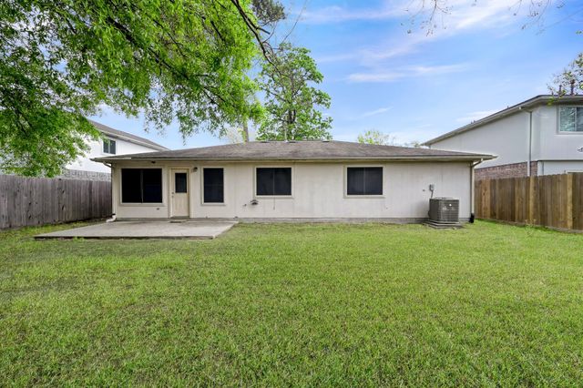 28715 Fox Lynn Drive, Spring, TX 77386