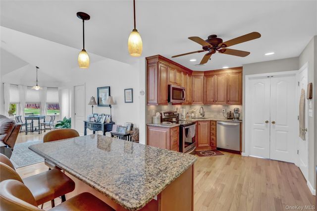 255 Blake Avenue, Bohemia, NY 11716