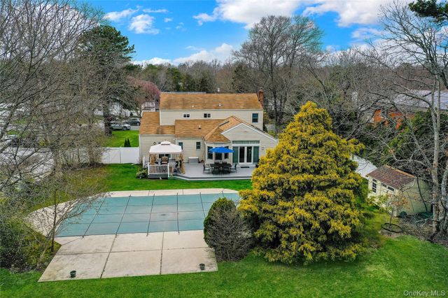 255 Blake Avenue, Bohemia, NY 11716
