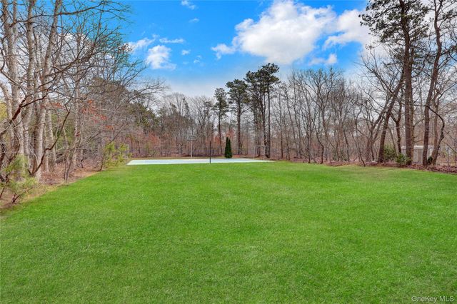 255 Blake Avenue, Bohemia, NY 11716
