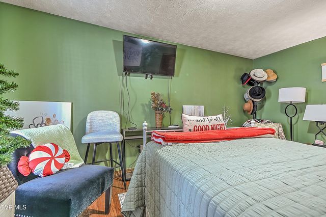 227&225 Old Beason Well Road, Kingsport, TN 37660