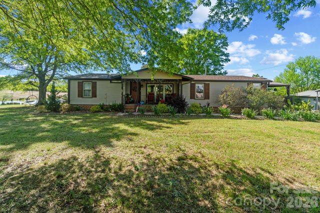 1507 Mills Harris Road, Wingate, NC 28174