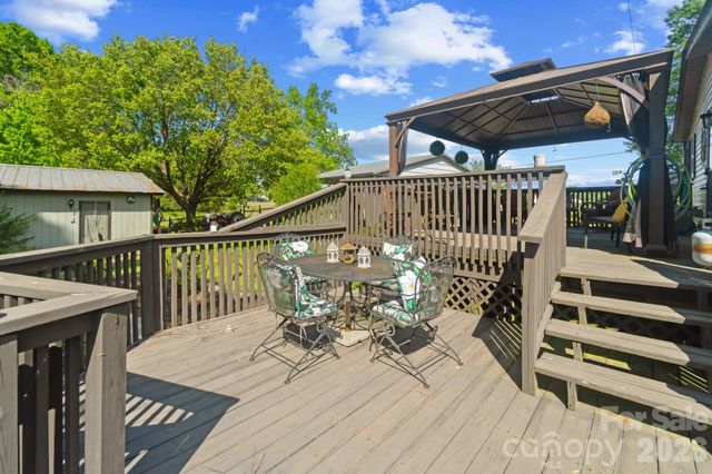 1507 Mills Harris Road, Wingate, NC 28174