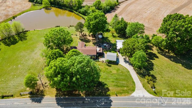 1507 Mills Harris Road, Wingate, NC 28174