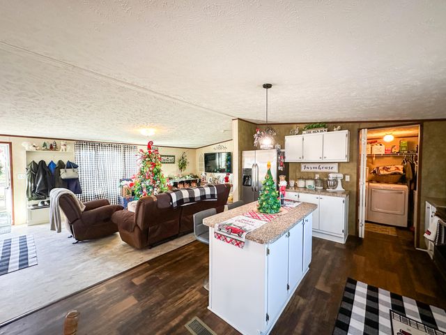 1195 State Hwy 3041, Corbin, KY 40701