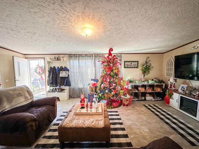 1195 State Hwy 3041, Corbin, KY 40701