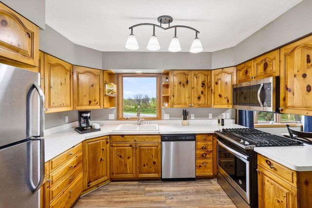 4210 Old Deerfield Road, Deerfield, WI 53531