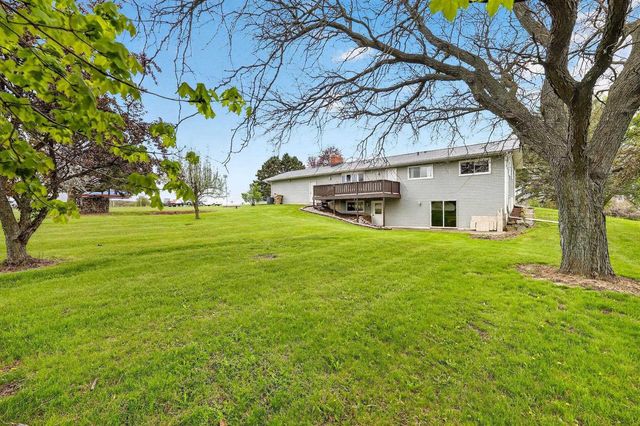 4210 Old Deerfield Road, Deerfield, WI 53531
