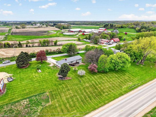4210 Old Deerfield Road, Deerfield, WI 53531