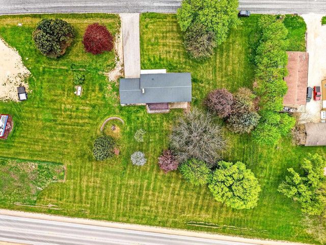4210 Old Deerfield Road, Deerfield, WI 53531