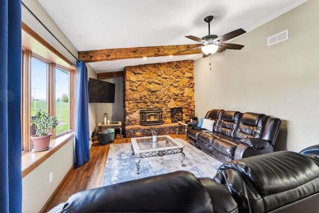 4210 Old Deerfield Road, Deerfield, WI 53531