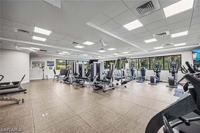 6022 Westbourgh DR, Naples, FL 34112