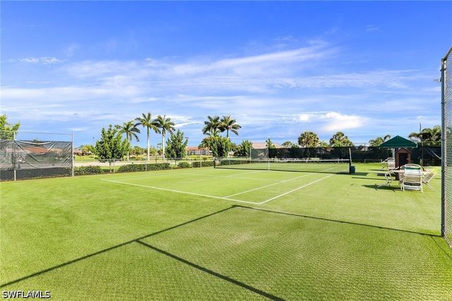6022 Westbourgh DR, Naples, FL 34112