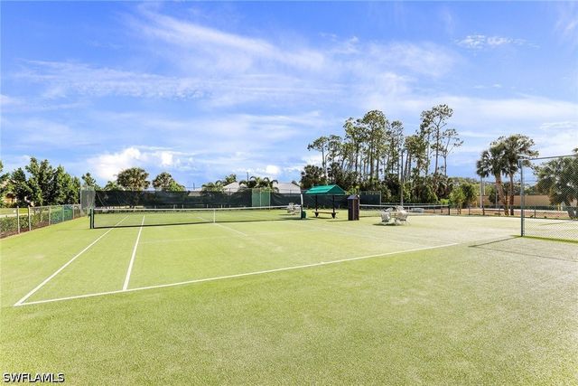 6022 Westbourgh DR, Naples, FL 34112